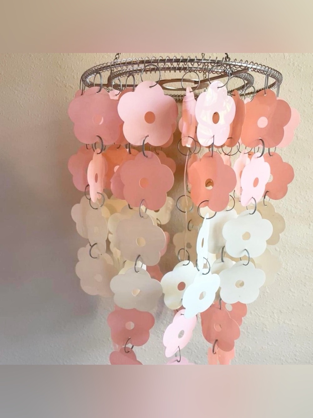 Vintage Y2K 2000s pink flower chain chandelier wall hanging